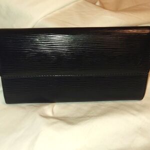 Louis Vuitton Porte Feuille Sara Black Epi Leather Long Wallet